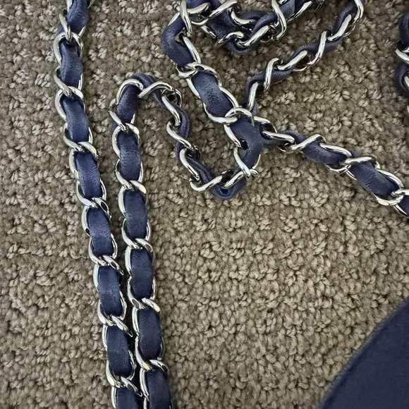 Channel lambkin Trianon blue tote - Picture 8 of 14